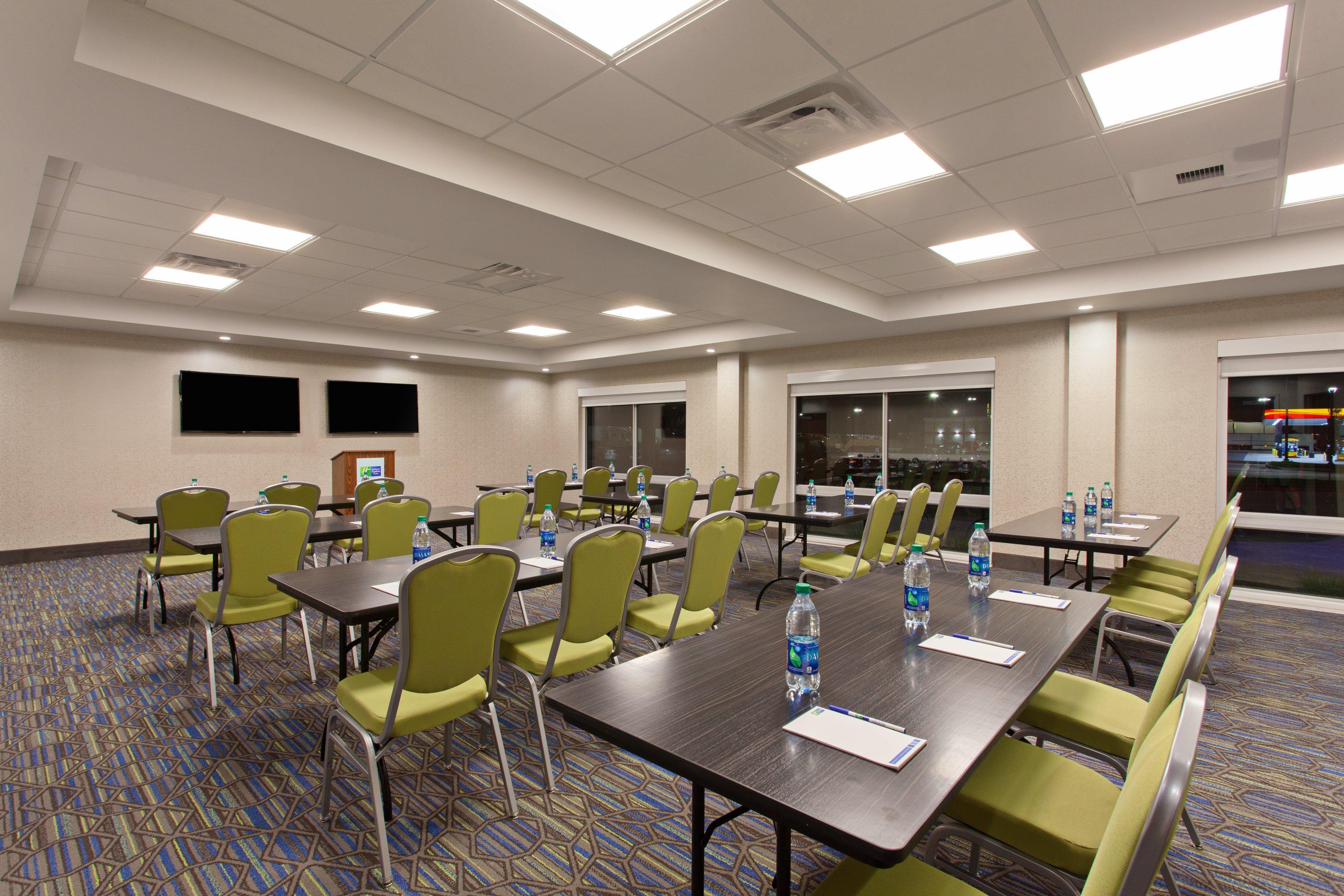 Holiday Inn Express & Suites - Brigham City - North Utah By Ihg Exterior photo