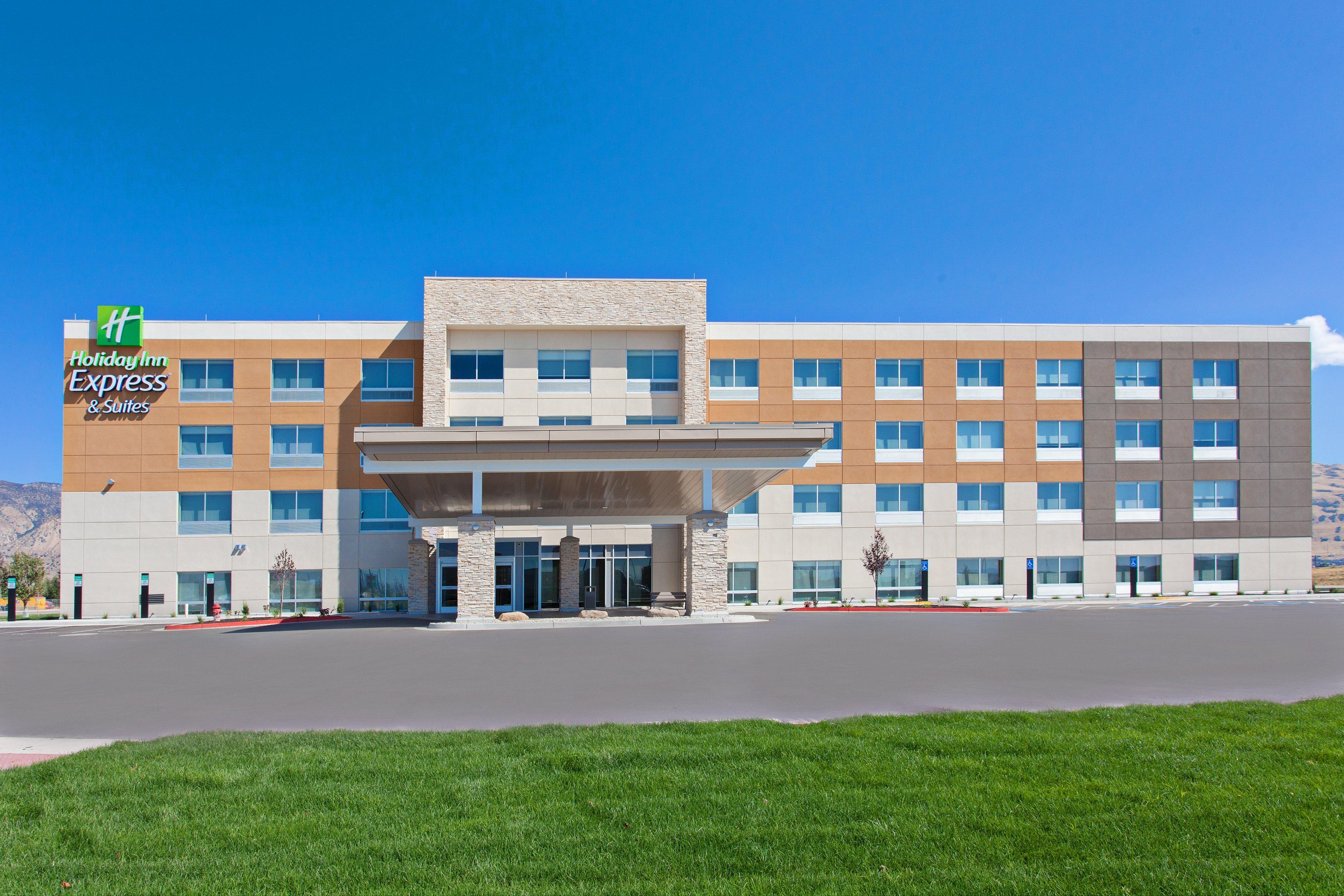 Holiday Inn Express & Suites - Brigham City - North Utah By Ihg Exterior photo